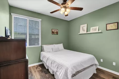 3836 E Laura Ave, Visalia, CA 93292 photo 12