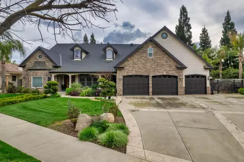 5601 W Delaware Ave, Visalia, CA 93291