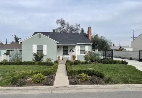 1066 E Cross Ave, Tulare, CA 93274
