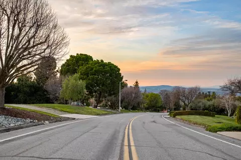 View/Area - 187 High Sierra Dr, Exeter, CA 93221 photo 12 of 12