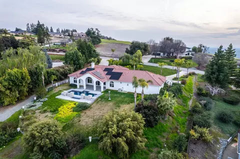 View/Area - 187 High Sierra Dr, Exeter, CA 93221 photo 1 of 12
