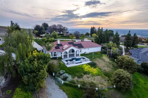 View/Area - 187 High Sierra Dr, Exeter, CA 93221 photo 6 of 12