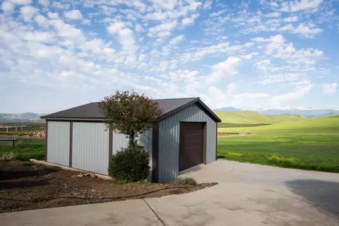 Exterior - 18301 Rd 256, Strathmore, CA 93267 photo 17 of 17