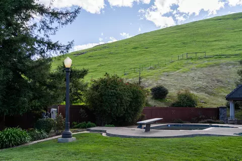 View/Area - 18301 Rd 256, Strathmore, CA 93267 photo 5 of 12