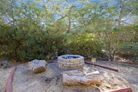 Exterior - 43662 Washburn Dr, Three Rivers, CA 93271 photo 13 of 15