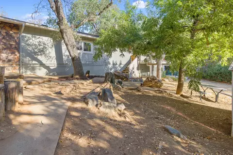 Other - 43662 Washburn Dr, Three Rivers, CA 93271 photo 4 of 5
