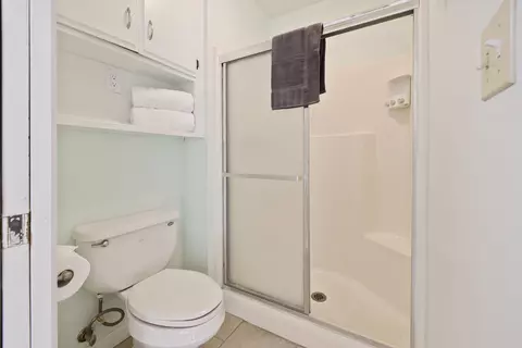 Bath - 43662 Washburn Dr, Three Rivers, CA 93271 photo 4 of 4