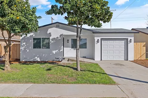 560 S Los Angeles St, Tulare, CA 93274