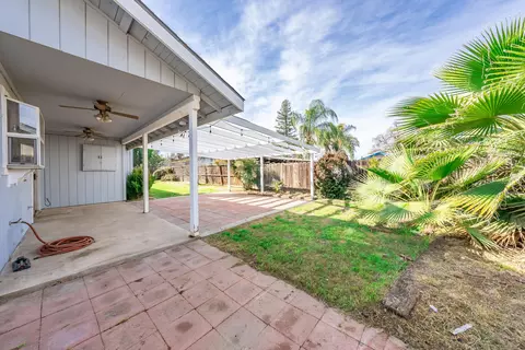 2139 S Conyer Ct, Visalia, CA 93277 photo 24