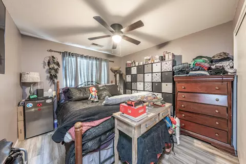 2139 S Conyer Ct, Visalia, CA 93277 photo 18