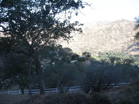 View/Area - 41425 E Mynatt Dr, Three Rivers, CA 93271 photo 5 of 8