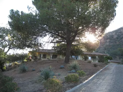 Exterior - 41425 E Mynatt Dr, Three Rivers, CA 93271 photo 13 of 14