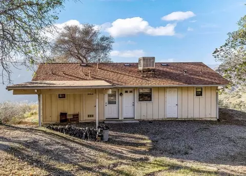 Exterior - 41425 E Mynatt Dr, Three Rivers, CA 93271 photo 12 of 14