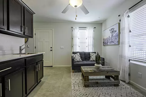 Living - 1048 E Cameron Ave #1124, Visalia, CA 93292 photo 3 of 5