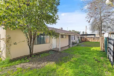 804 N Mooney Blvd, Visalia, CA 93291