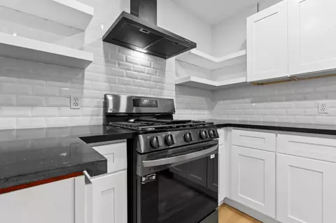 Kitchen - 147 E Sandra Ave, Tulare, CA 93274 photo 2 of 3