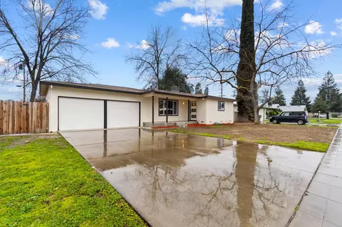 Exterior - 147 E Sandra Ave, Tulare, CA 93274 photo 2 of 8