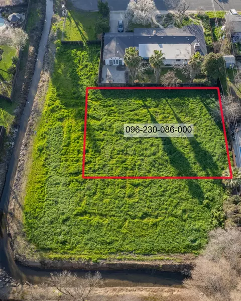 S Sowell Street, Visalia, CA 93277