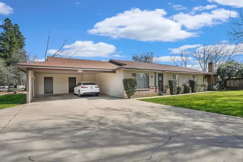 1909-1911 E Vassar Dr, Visalia, CA 93292