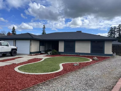 1624 S Cotta St, Visalia, CA 93292