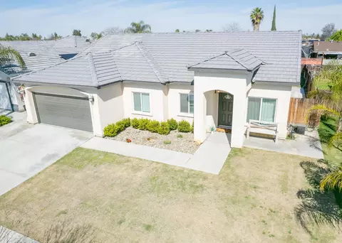 Exterior - 2408 San Ardro St, Wasco, CA 93280 photo 4 of 6