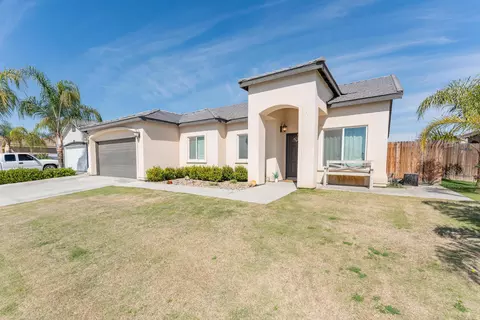 Exterior - 2408 San Ardro St, Wasco, CA 93280 photo 2 of 6