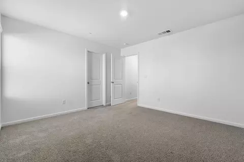 Bedroom - 320 E Porter Ave, Visalia, CA 93291 photo 2 of 2