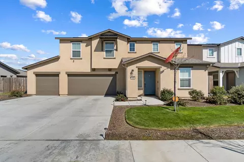 320 E Porter Ave, Visalia, CA 93291