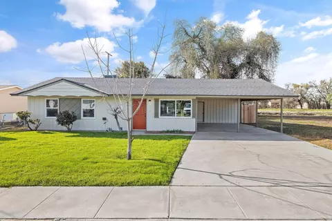 329 N Vista St, Visalia, CA 93292