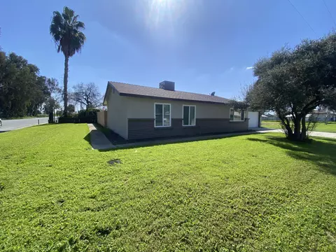 419 Klindera Ave, Tipton, CA 93272