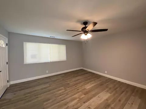 419 Klindera Ave, Tipton, CA 93272 photo 4