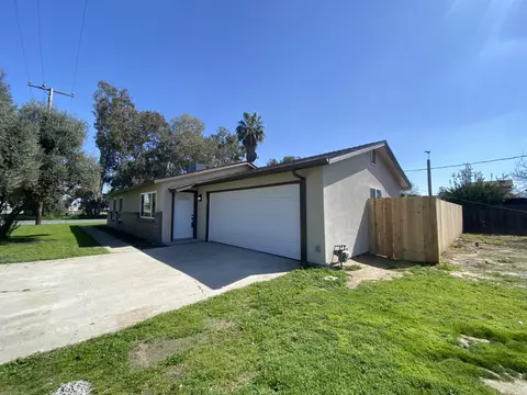 419 Klindera Ave, Tipton, CA 93272 photo 3