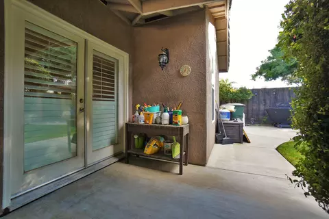Exterior - 1327 Mission Dr, Lemoore, CA 93245 photo 9 of 29