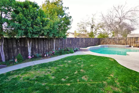 Exterior - 1327 Mission Dr, Lemoore, CA 93245 photo 24 of 29