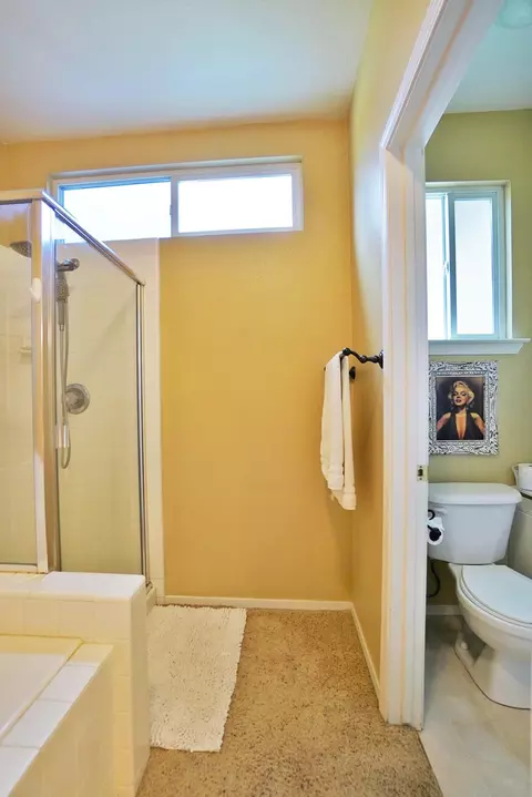 Bath - 1327 Mission Dr, Lemoore, CA 93245 photo 6 of 7
