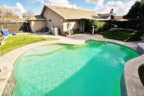 Exterior - 1327 Mission Dr, Lemoore, CA 93245 photo 21 of 29