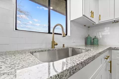 Kitchen - 161 W Spring Ln, Lemoore, CA 93245 photo 3 of 4