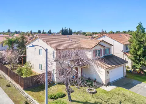 1839 Santa Maria Ave, Porterville, CA 93257