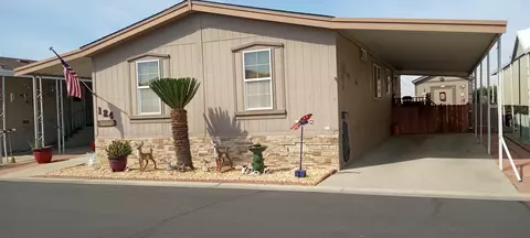 2459 N Oaks St #124, Tulare, CA 93274