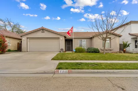 1296 Nelder Grove St, Tulare, CA 93274