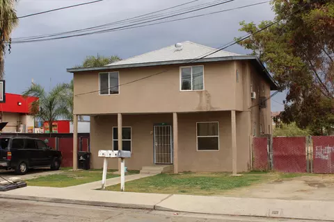 24 E School Ave, Porterville, CA 93257