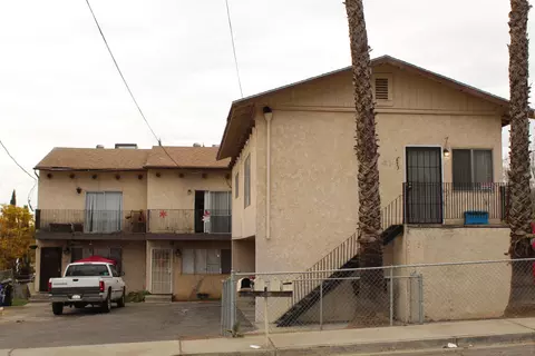 653 E Isham Ave, Porterville, CA 93257