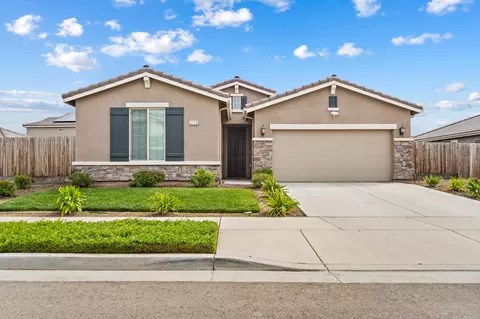 3122 N Dollner St, Visalia, CA 93291