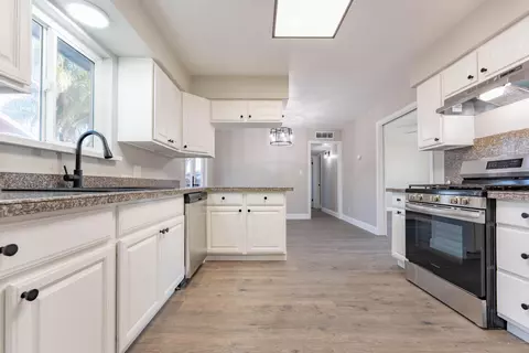 1922 E Ash Ave, Tulare, CA 93274 photo 26