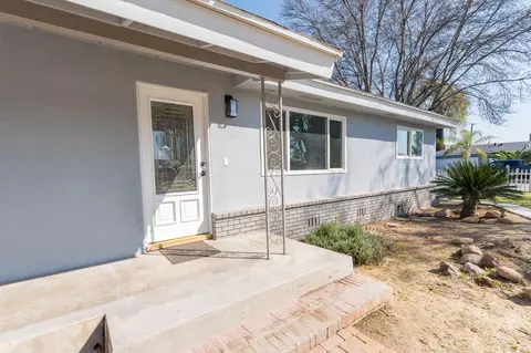 1922 E Ash Ave, Tulare, CA 93274 photo 12