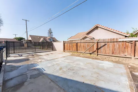 1922 E Ash Ave, Tulare, CA 93274 photo 44