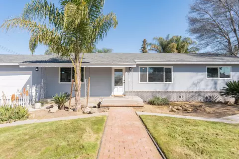 1922 E Ash Ave, Tulare, CA 93274 photo 6