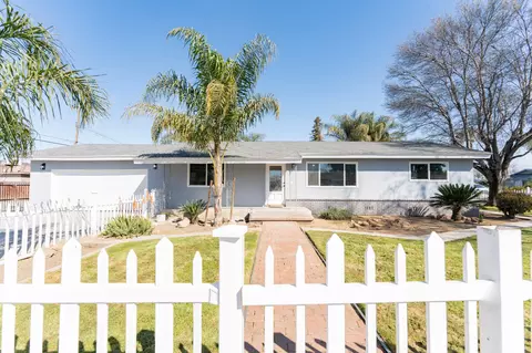 1922 E Ash Ave, Tulare, CA 93274 photo 5
