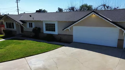 365 N Lombardi St, Porterville, CA 93257