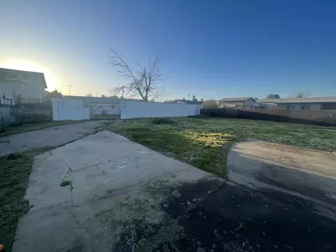 0 Rose St, Farmersville, CA 93223